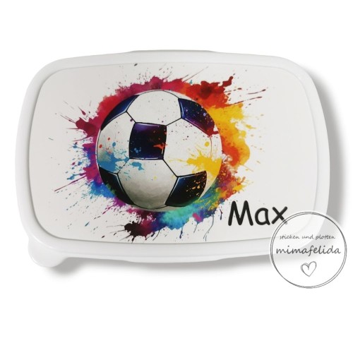 Jausenbox mit einem Fußball und Name personalisiert