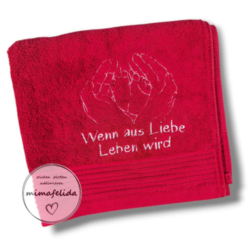 Geburtshandtuch mit Händen und Füßen mit Text Wenn aus Liebe leben wird