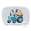 Jausenbox mit einem Traktor blau mit Kuh und Küken bedruckt