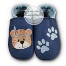 Lederpatschen mit einem Tiger im Boho Stil mit Tatzen bestickt